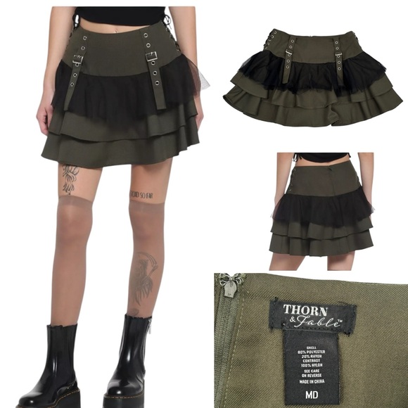 Hot Topic Thorn & Fable Ruffle Tiered Skirt Sz. Med - Picture 1 of 8
